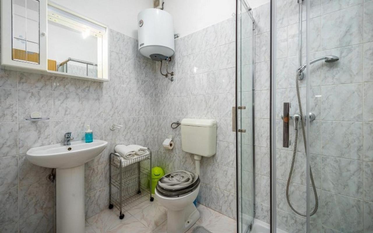 Apartments With Wifi Rabac, Labin - 17739 エクステリア 写真